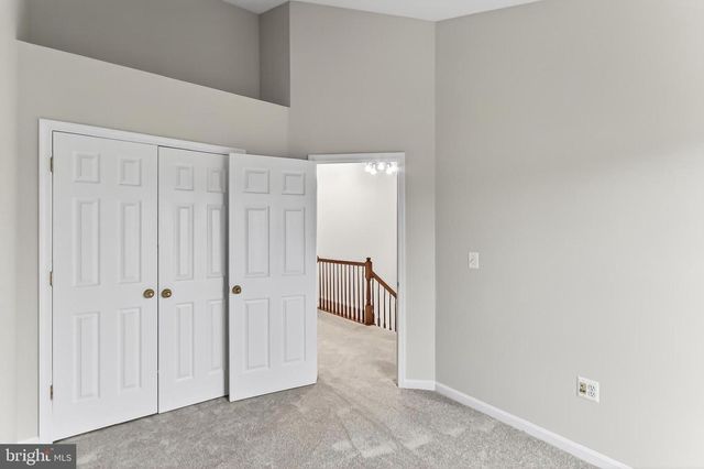 9725 CHESHIRE RIDGE CIR, Manassas, VA 20110