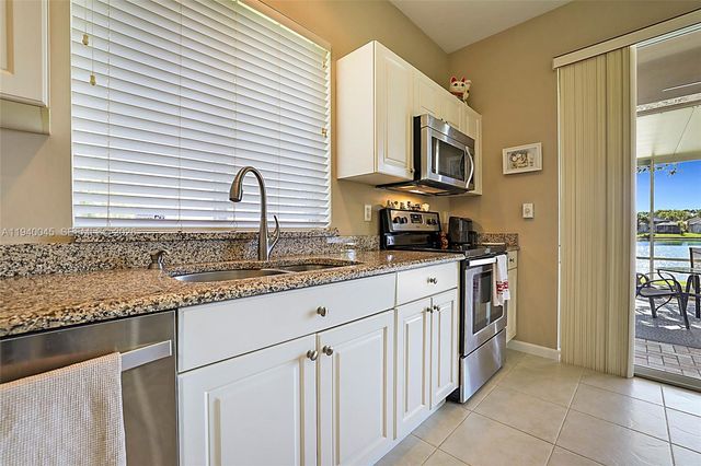 2687 Clipper Cir, West Palm Beach, FL 33411