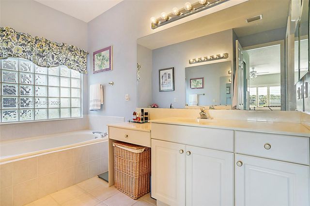 2687 Clipper Cir, West Palm Beach, FL 33411