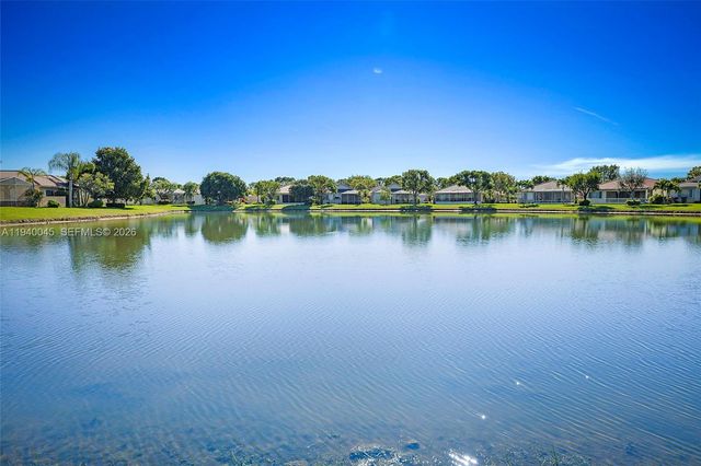 2687 Clipper Cir, West Palm Beach, FL 33411