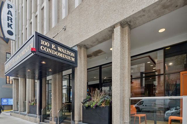 100 E Walton Street 18D, Chicago, IL 60611