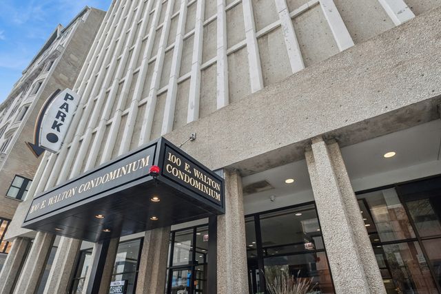100 E Walton Street 18D, Chicago, IL 60611