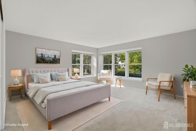 20 Franklin Drive, Plainsboro, NJ 08536