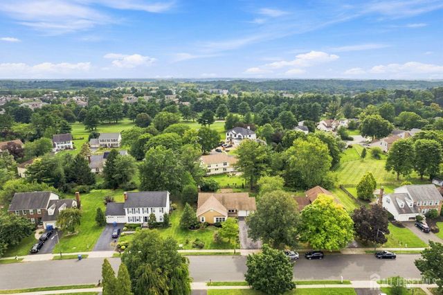 20 Franklin Drive, Plainsboro, NJ 08536