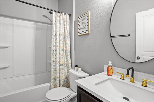 818 Salado Slough Lane, Rosenberg, TX 77471