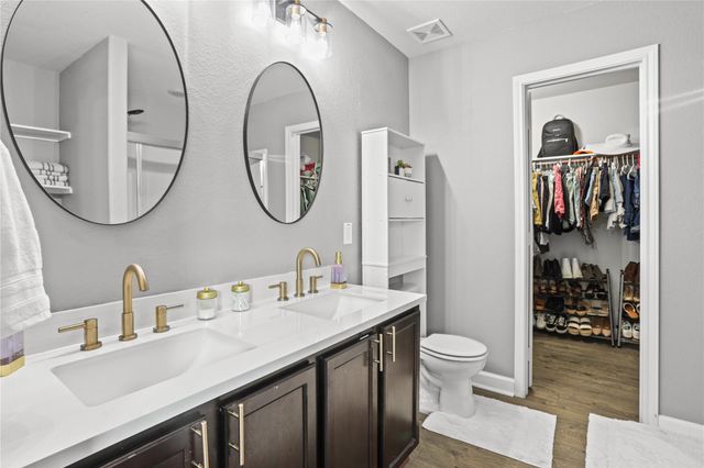 818 Salado Slough Lane, Rosenberg, TX 77471