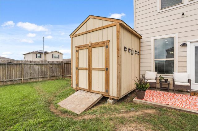 818 Salado Slough Lane, Rosenberg, TX 77471