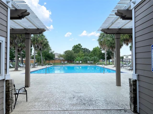 818 Salado Slough Lane, Rosenberg, TX 77471