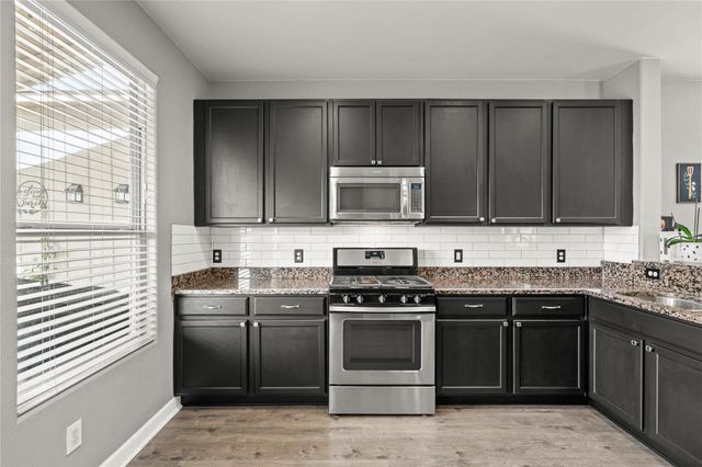 818 Salado Slough Lane, Rosenberg, TX 77471