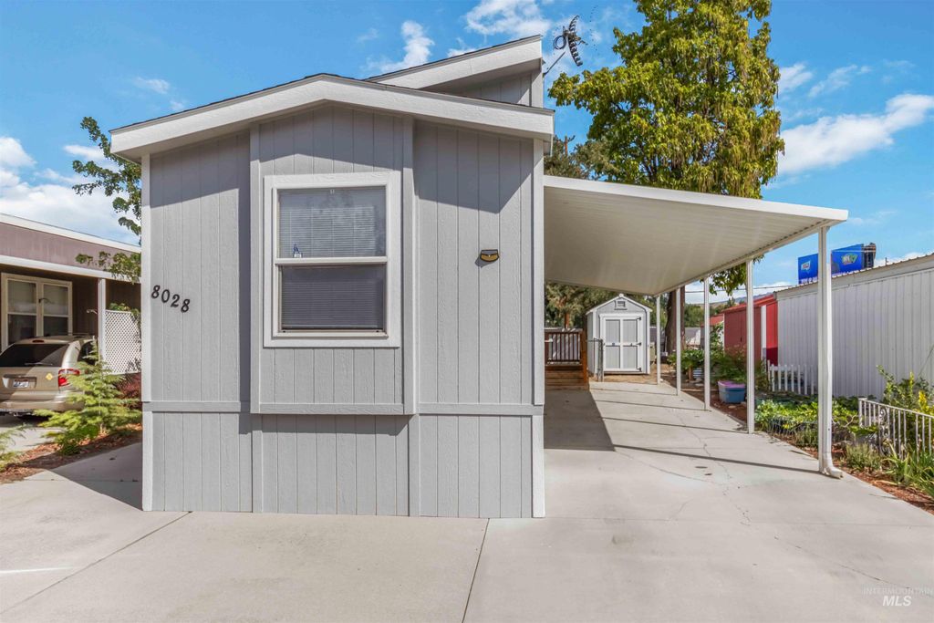 8028 W Manassas Ln, Boise, ID 83614