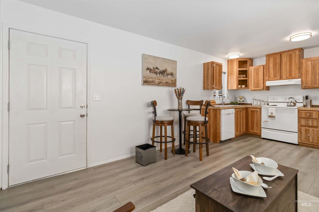 8028 W Manassas Ln, Boise, ID 83614 photo 9