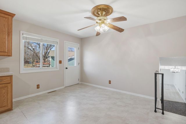 2063 Parkway Drive, North Saint Paul, MN 55109