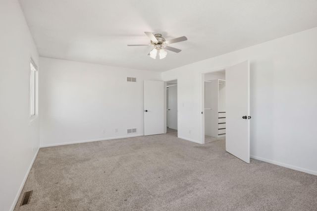 2063 Parkway Drive, North Saint Paul, MN 55109