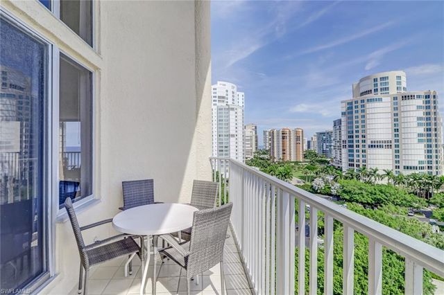 4041 Gulf Shore BLVD N 1109, Naples, FL 34103