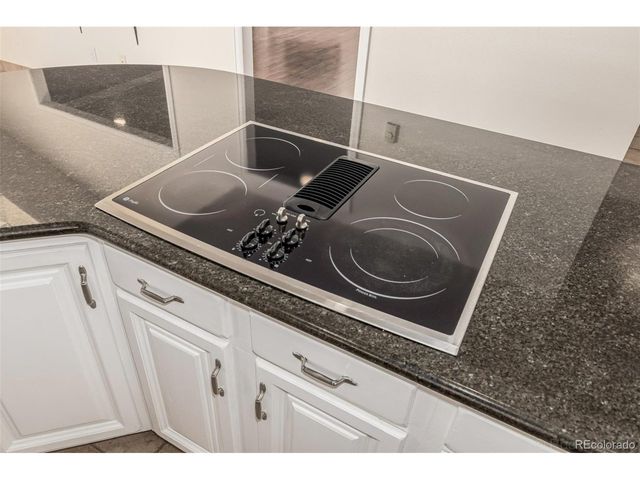 2424 S Jasmine St, Denver, CO 80222