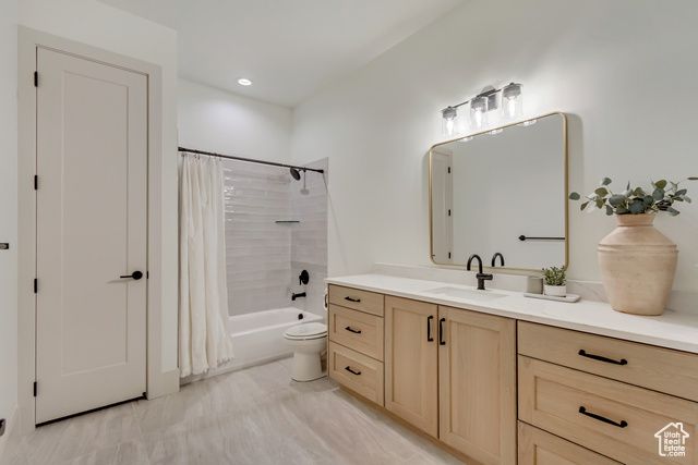 6978 W DOCKSIDER DR, South Jordan, UT 84009