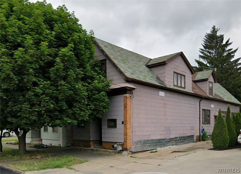 11 Bridgeman Street, Buffalo, NY 14207