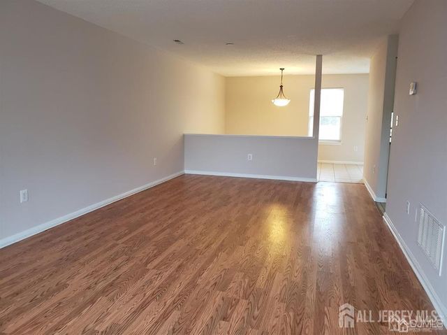 114 Daniel Court, South Brunswick, NJ 08824