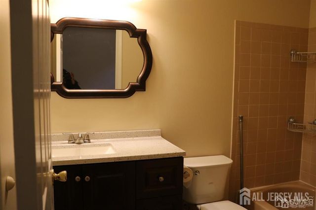 114 Daniel Court, South Brunswick, NJ 08824