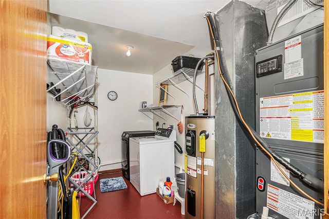 319 Shady Oak Court, St Clair, MO 63077