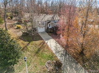 319 Shady Oak Court, St Clair, MO 63077