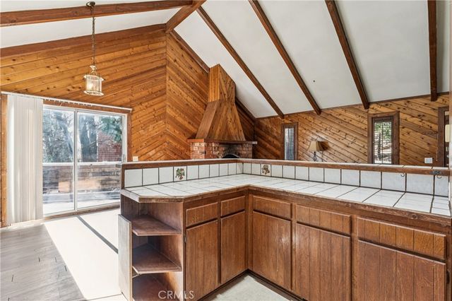 1209 Bridal Path, Rimforest, CA 92378