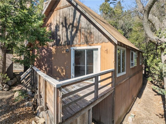 1209 Bridal Path, Rimforest, CA 92378