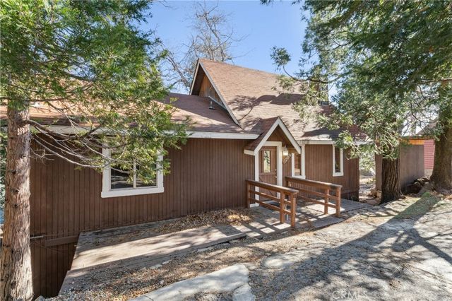 1209 Bridal Path, Rimforest, CA 92378