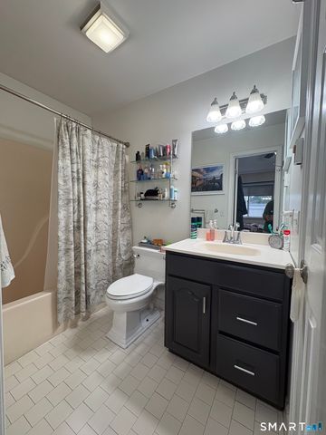 7 Piave Street 23, Stamford, CT 06902