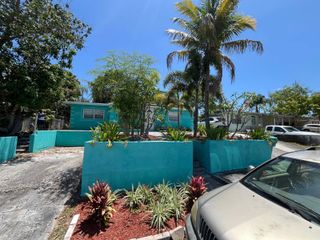 3260 E Atlantic Drive W, Boynton Beach, FL 33435