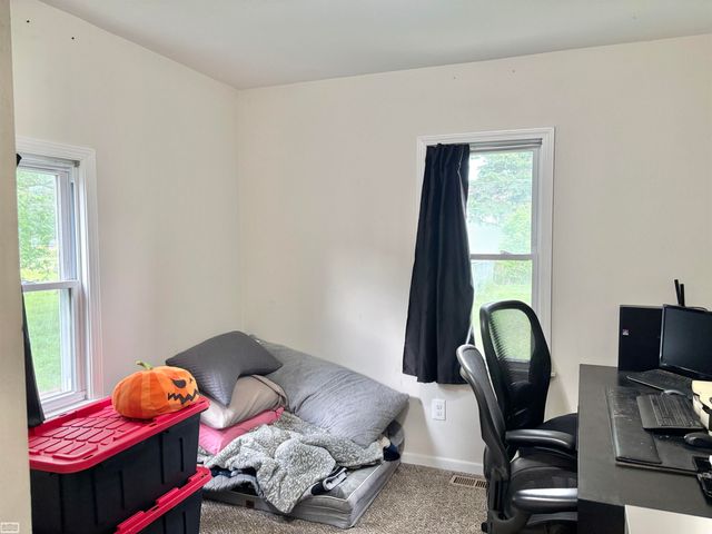 17931 Birmingham Street, Roseville, MI 48066