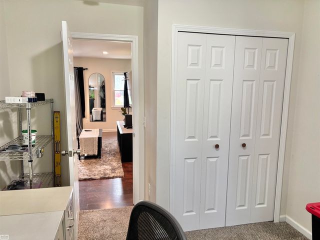 17931 Birmingham Street, Roseville, MI 48066