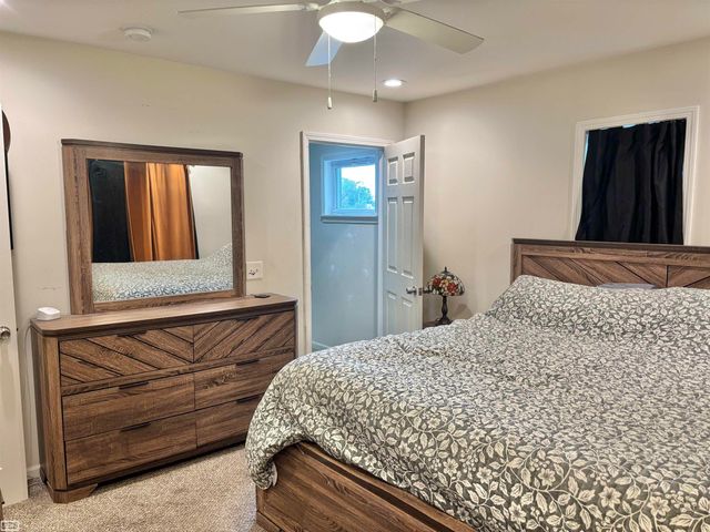 17931 Birmingham Street, Roseville, MI 48066