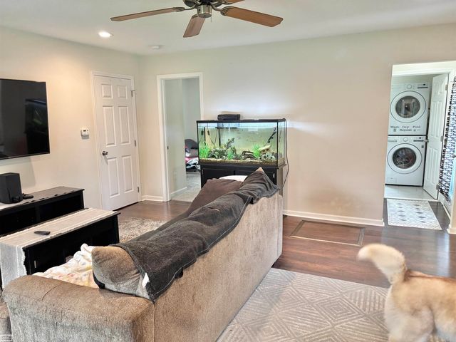 17931 Birmingham Street, Roseville, MI 48066