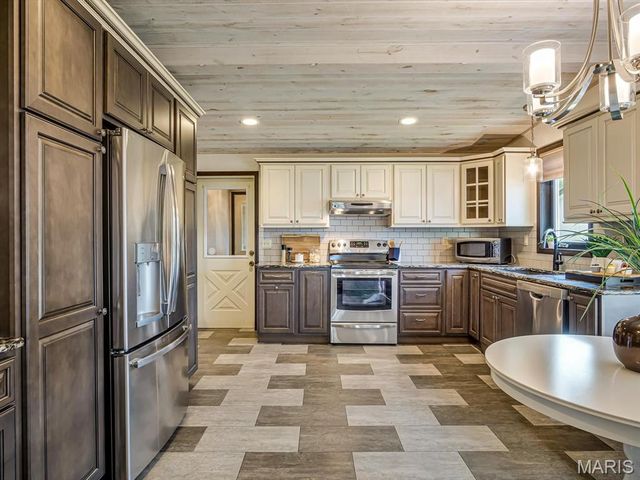 2622 Kaiser Road, New Athens, IL 62264