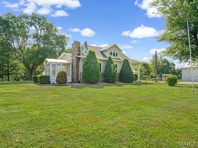 2622 Kaiser Road, New Athens, IL 62264