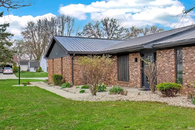 1407 Deerbrook Court, Bluffton, IN 46714