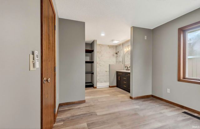 1407 Deerbrook Court, Bluffton, IN 46714