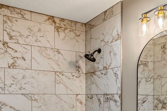 1407 Deerbrook Court, Bluffton, IN 46714