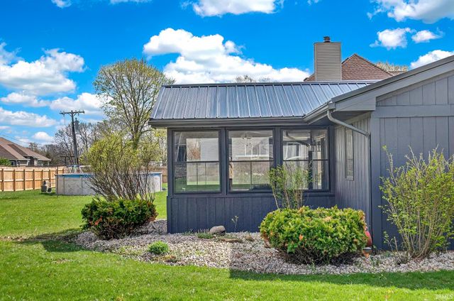 1407 Deerbrook Court, Bluffton, IN 46714