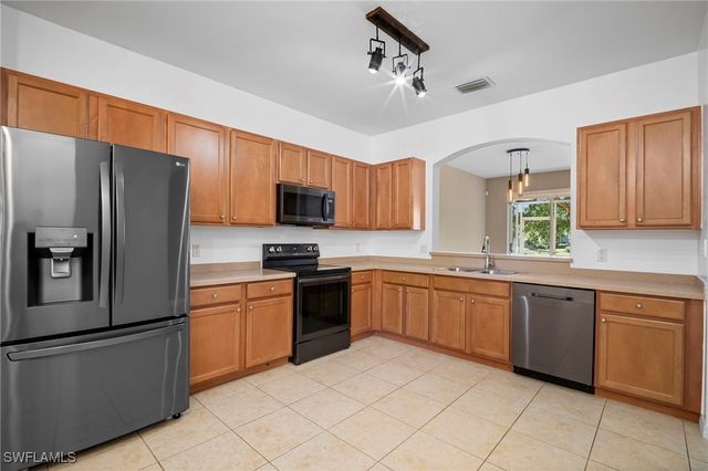 20000 Heatherstone WAY 2, Estero, FL 33928