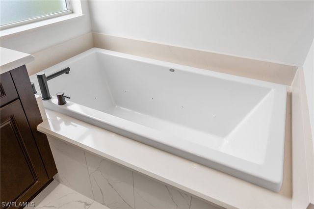 11764 Freesia TER, Naples, FL 34120