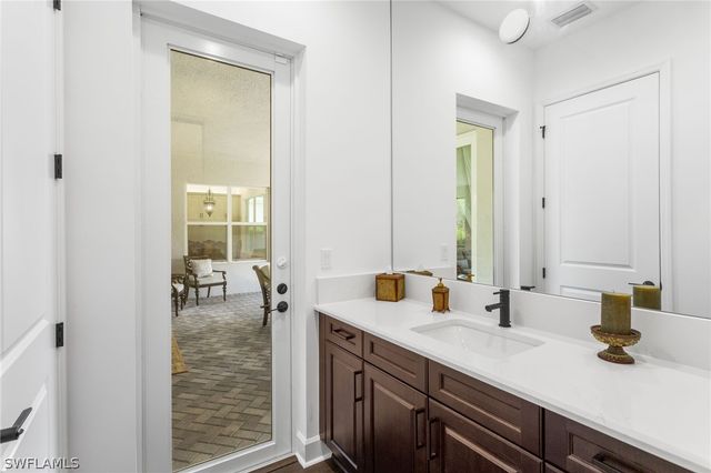 11764 Freesia TER, Naples, FL 34120