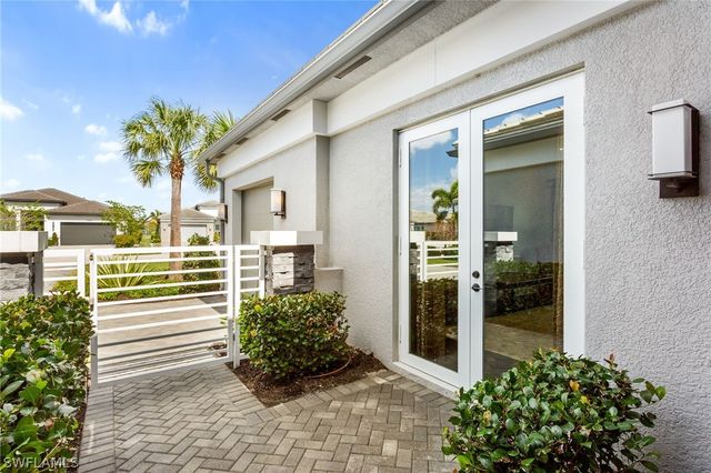 11764 Freesia TER, Naples, FL 34120