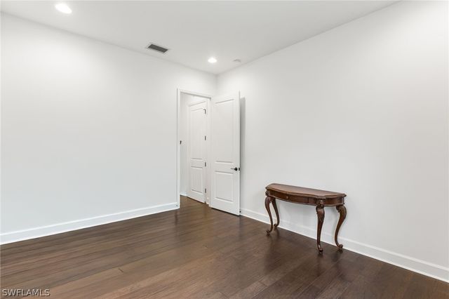 11764 Freesia TER, Naples, FL 34120