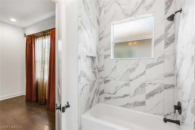 11764 Freesia TER, Naples, FL 34120