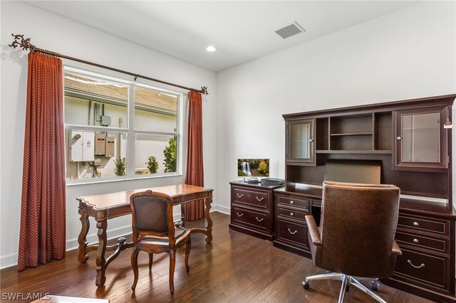 11764 Freesia TER, Naples, FL 34120