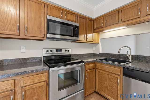 2512 Thicket Greene, Henrico, VA 23233