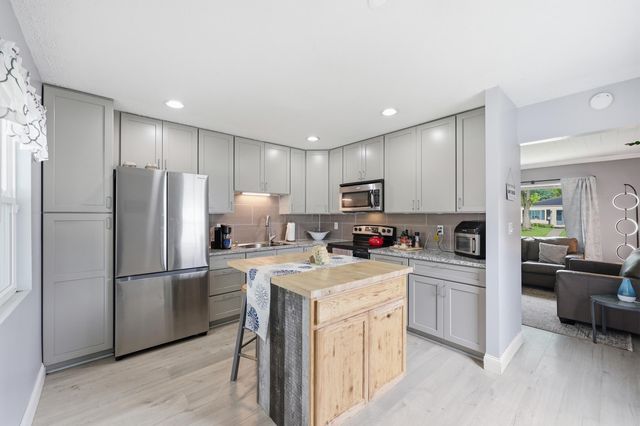 2806 Claude Drive, Columbus, OH 43207