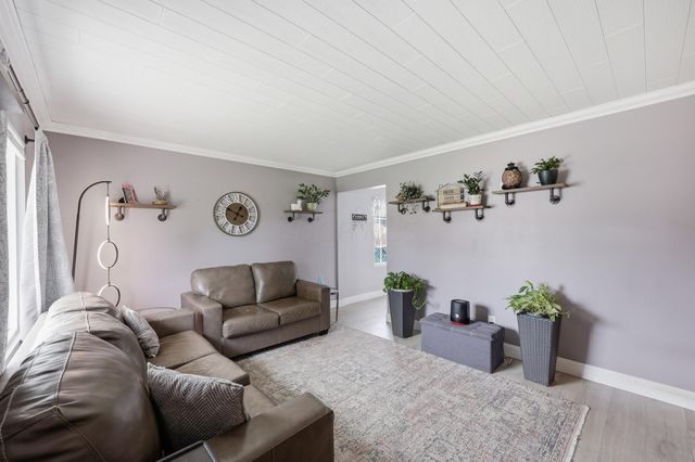 2806 Claude Drive, Columbus, OH 43207